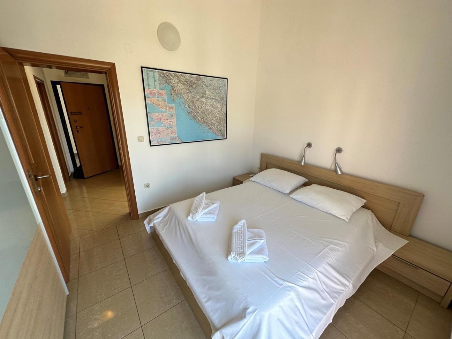 Apartment Visum Примоштен Экстерьер фото