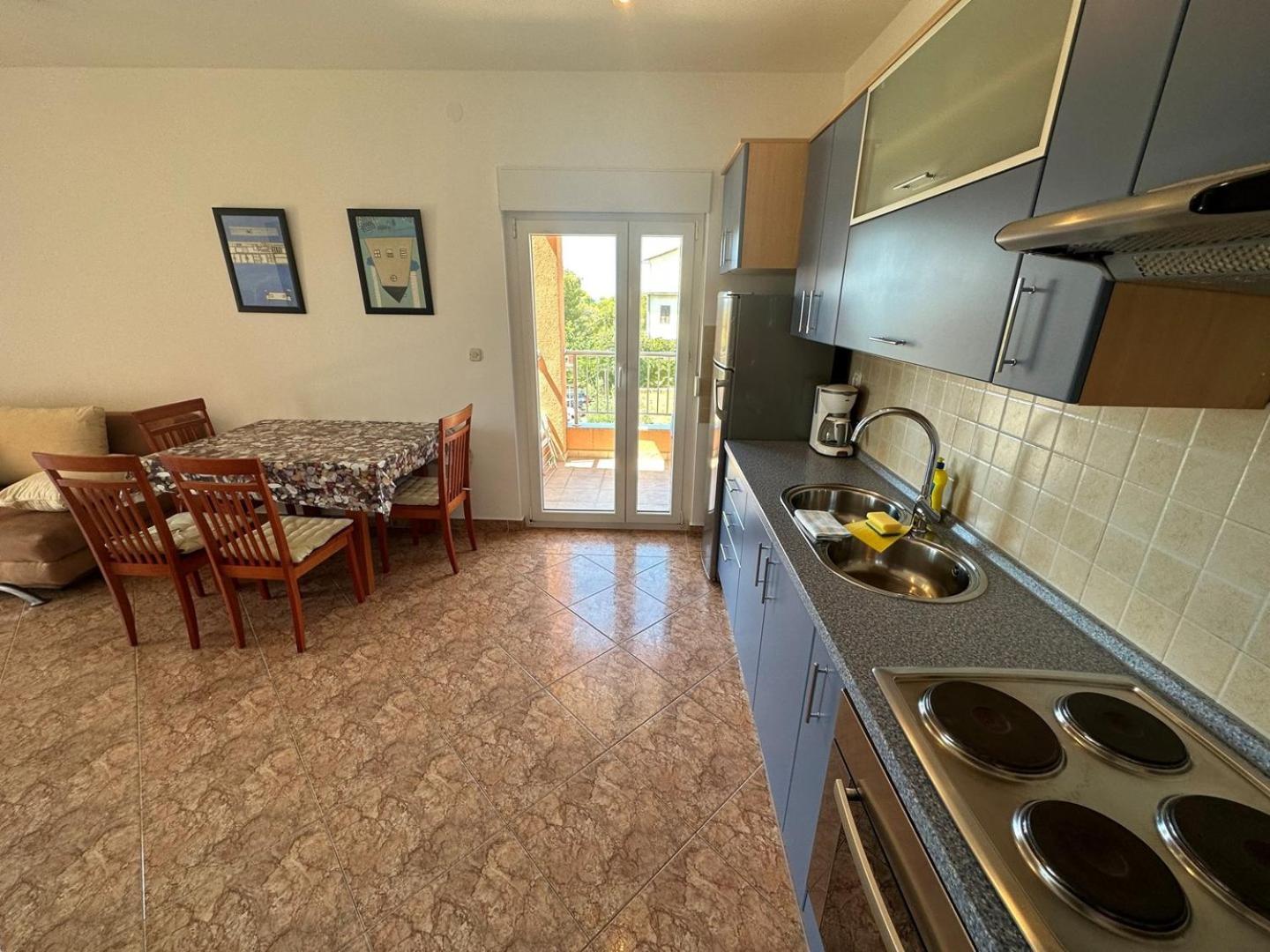 Apartment Visum Примоштен Экстерьер фото